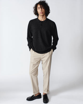 The Hiker — Charcoal