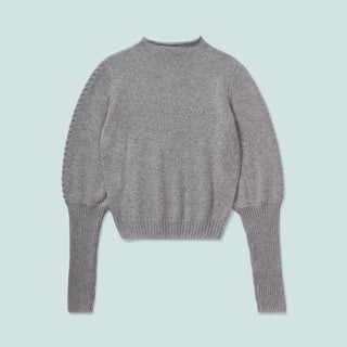 Gray sweater with long sleeves and a rounded neckline