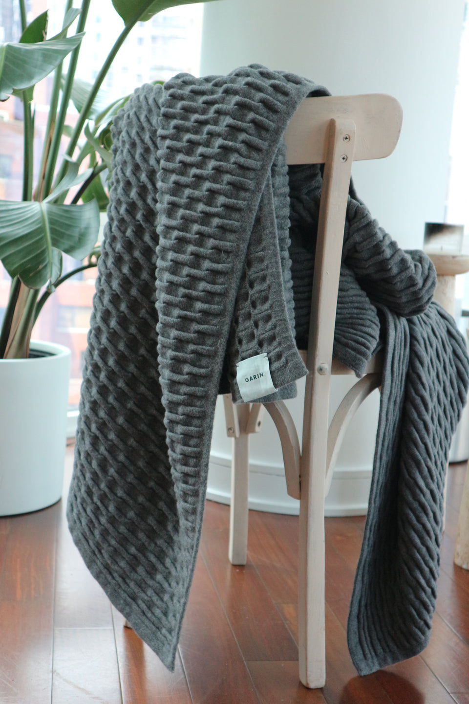 Textured Cashmere Blanket — Gray