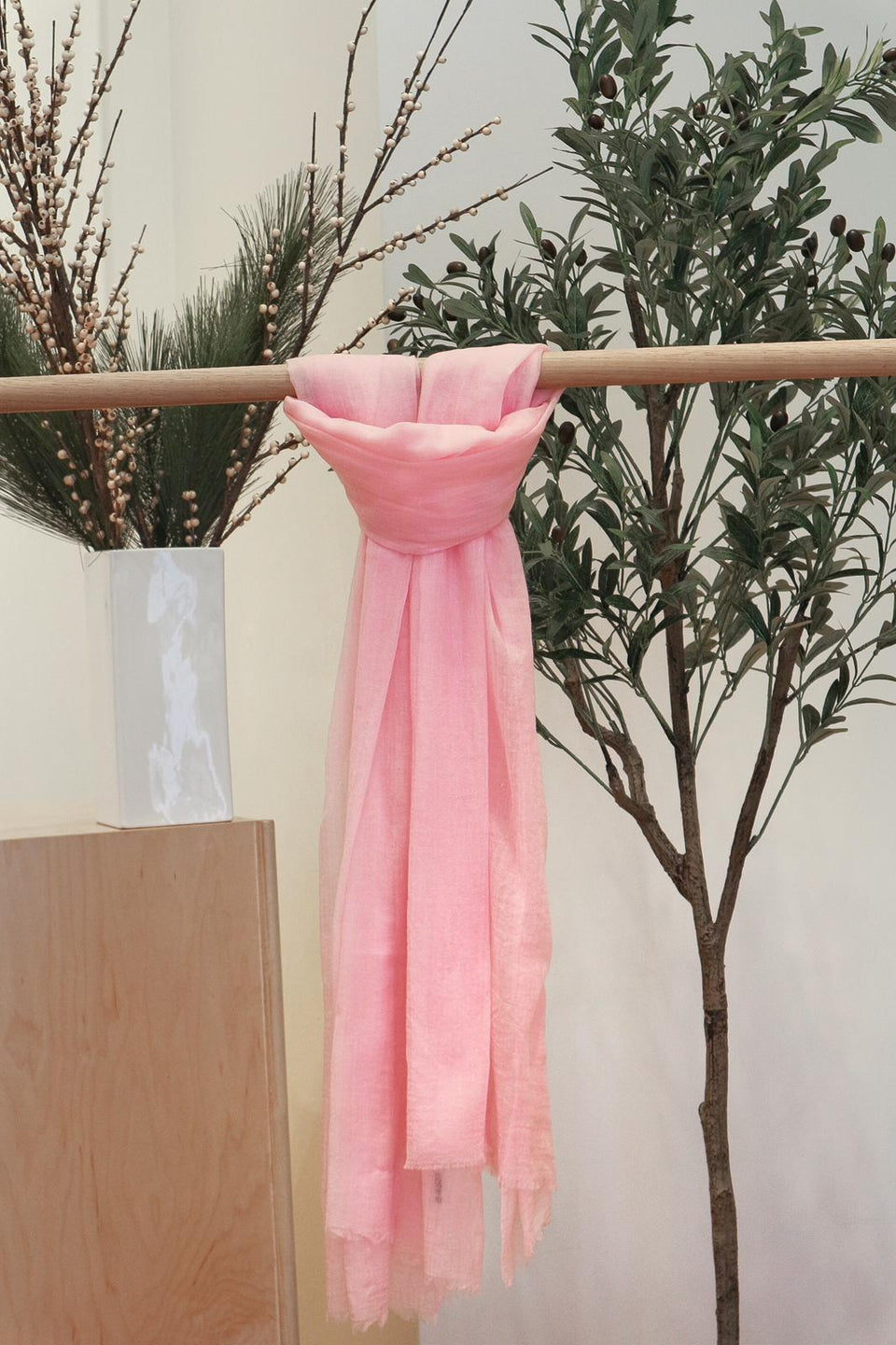 Cashmere Scarf — Light Pink